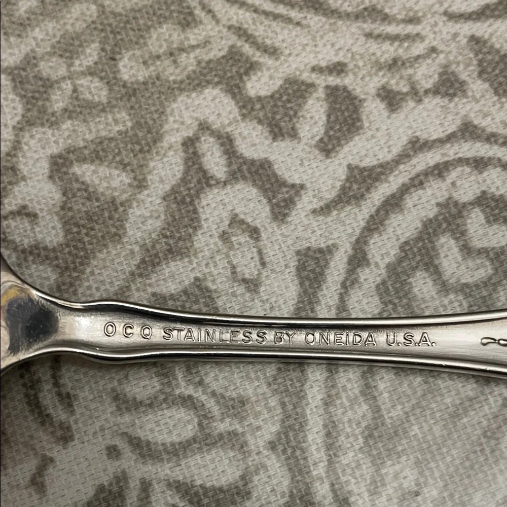 Vintage OCO stainless by Oneida‎ USA 2 table Spoon Set